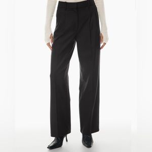 Aritzia Wilfred Effortless Pant in black - NEVER WORN (tags) size 8